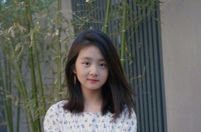 黄磊女儿黄多多出演《人鱼》：青春少女的演艺蜕变之路