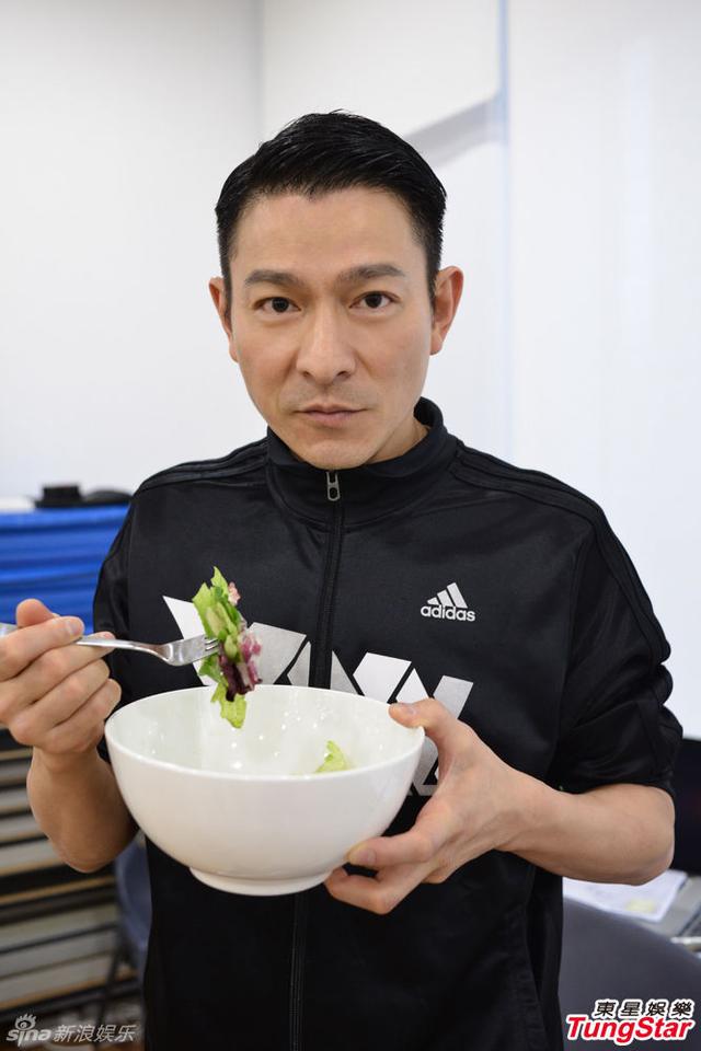 刘德华自曝减酬拍戏