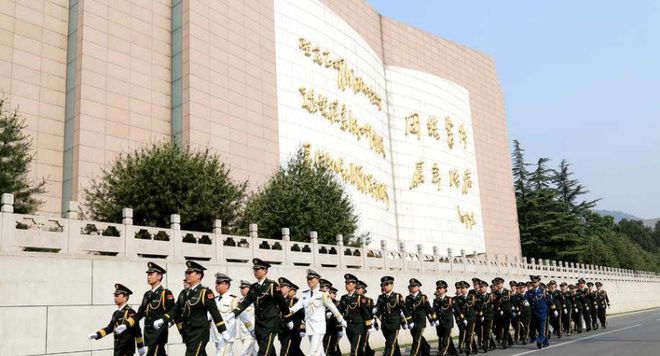 中央军委为何组建3所军队院校？揭秘背后的战略深意！