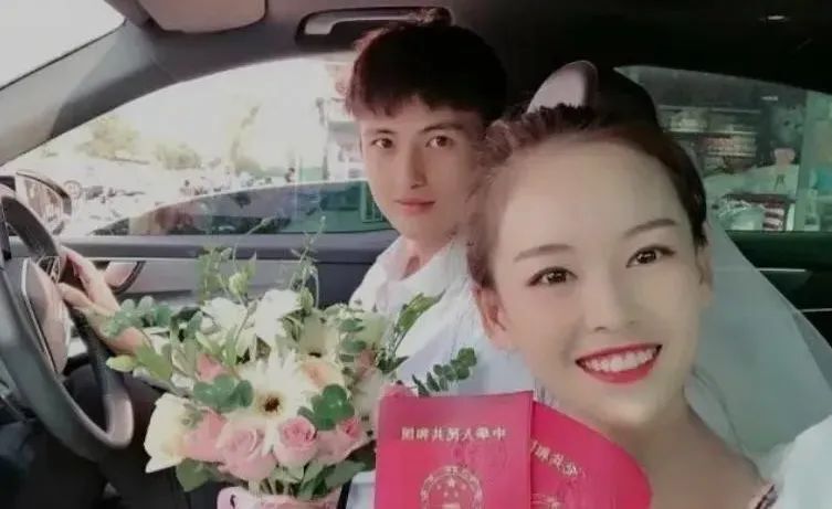 《变形计》王晨正官宣领证结婚
