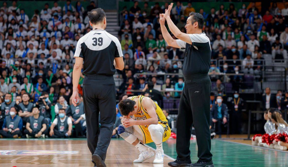 CBA通报处罚广厦