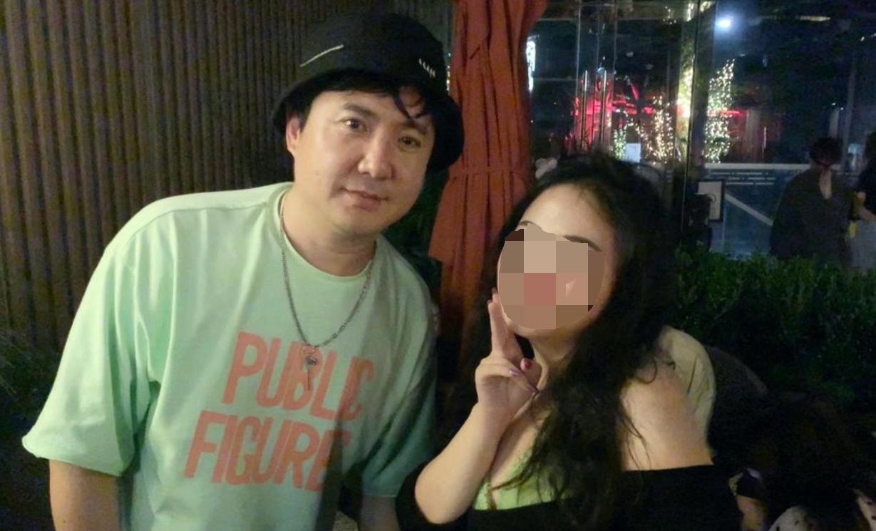 剧场回应脱口秀女演员表演中被猥亵
