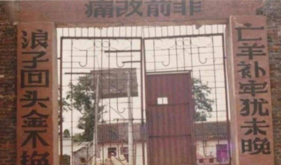 坠化粪池男生父亲1岁丧母老年丧子