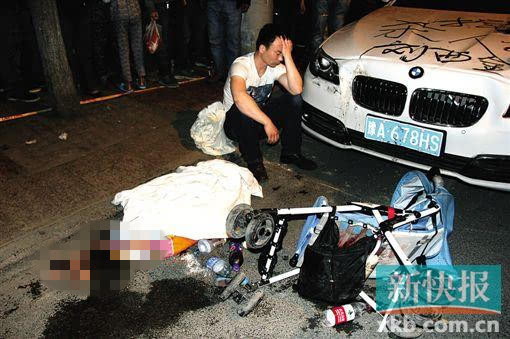 震惊！未成年开宝马撞百万豪车?交警回应引热议，真相究竟如何？
