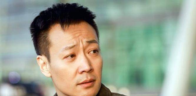 辛柏青：身如不系之舟——揭秘这位传奇人物的自由人生与深远影响