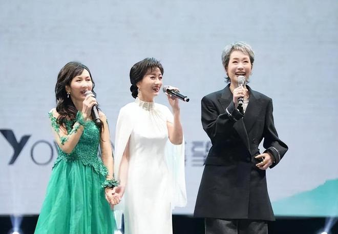 震惊！叶童终止新白演唱会背后真相曝光，粉丝集体心碎