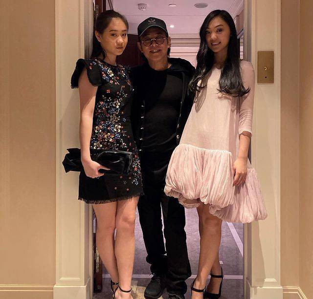 震撼！李连杰女儿大学毕业，背后故事令人动容！