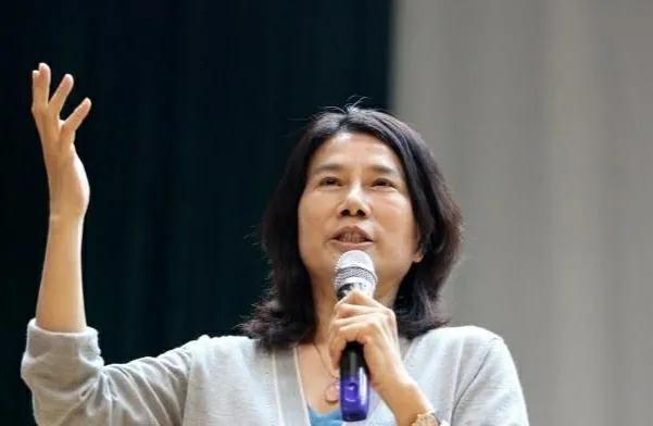董明珠为什么愿意再次为孟羽童转身？揭秘背后的深层原因与商业智慧