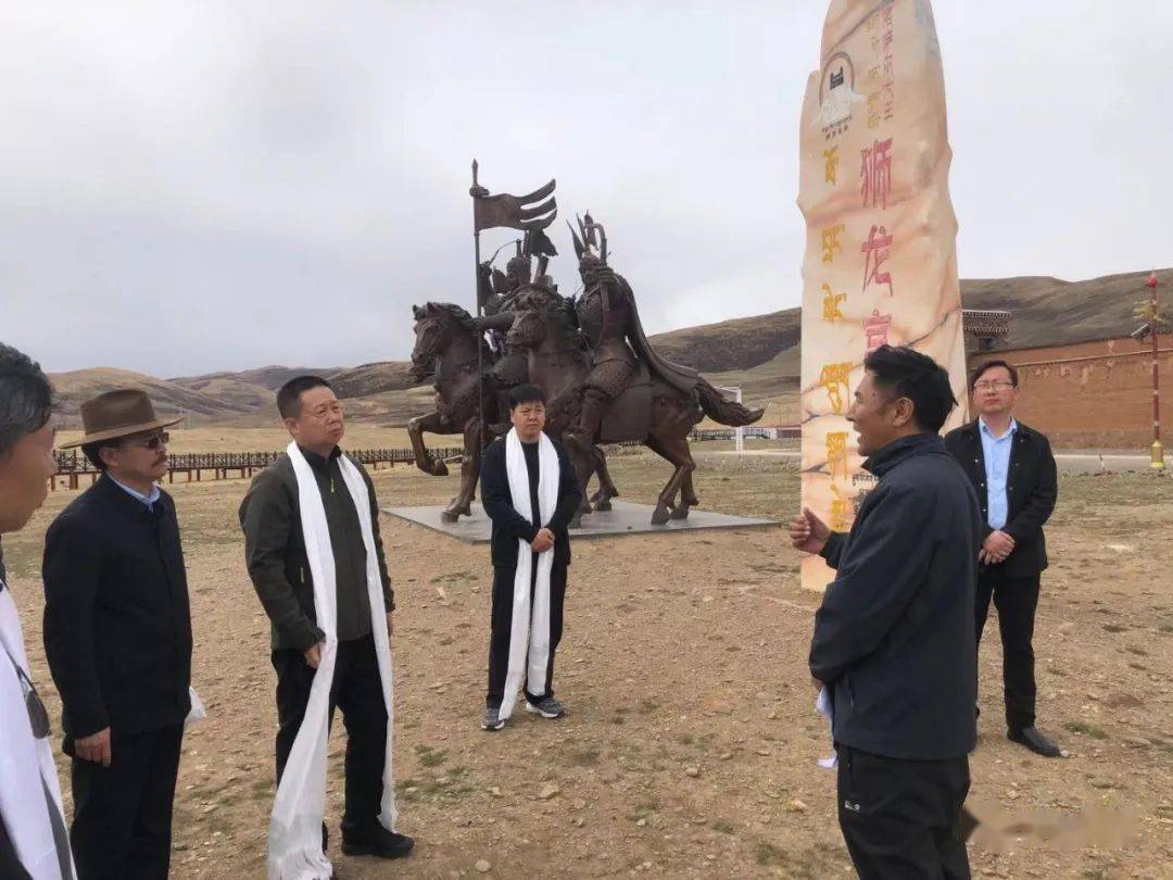 震惊！文旅局调查男子掉进兵马俑坑，现场监控曝光引热议